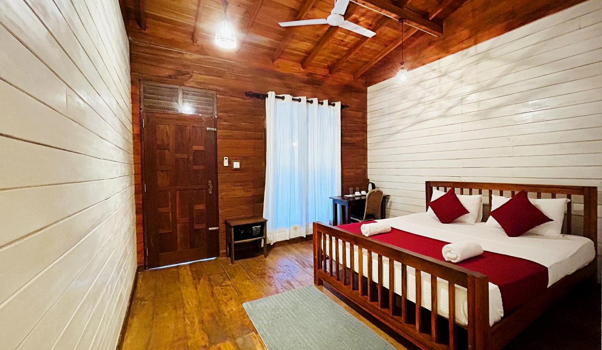 Wood Lodge Mirissa Exterior foto